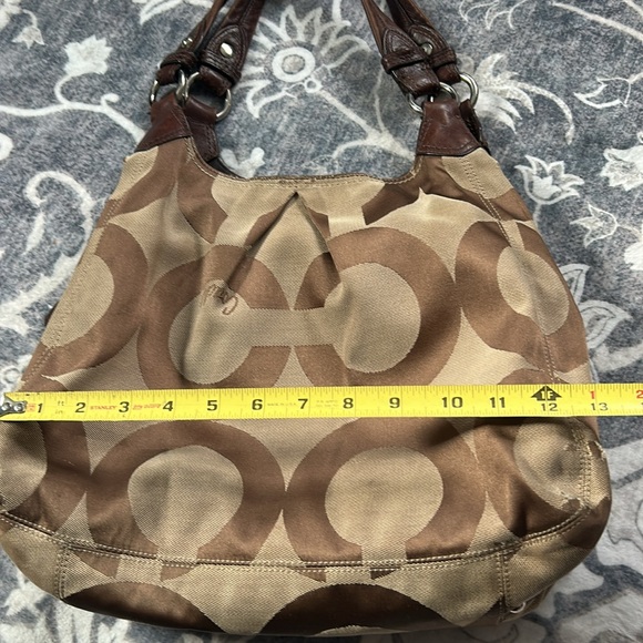 Large Coach satchel. See pics for wear on corners and straps - Picture 12 of 13